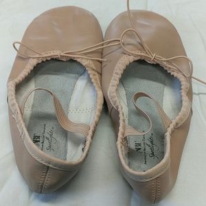Ballet slippers